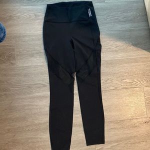Lululemon x Barry’s leggings